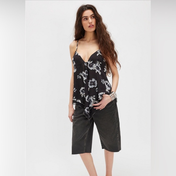 Free People Seeing Double Printed Cami in Washed Black size Medium NWT - Picture 4 of 12